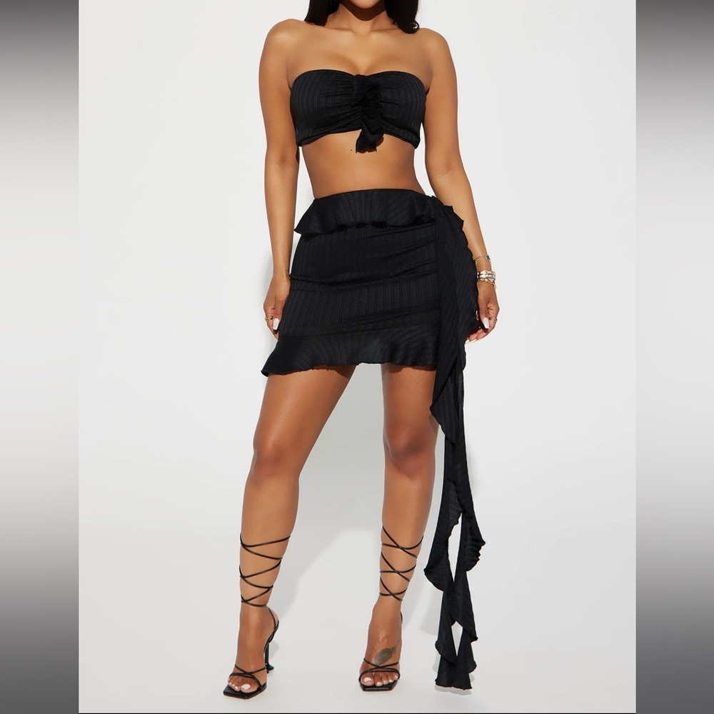 FASHION NOVA SKIRT SET BLACK